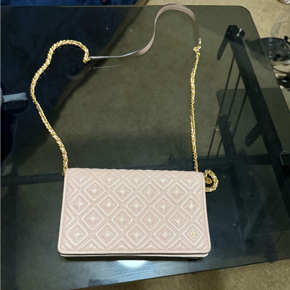 Tory Burch Quilted Chain Crossbody Bag in Blush Pink and Gold